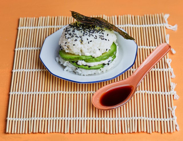 Avokádós sushiburger