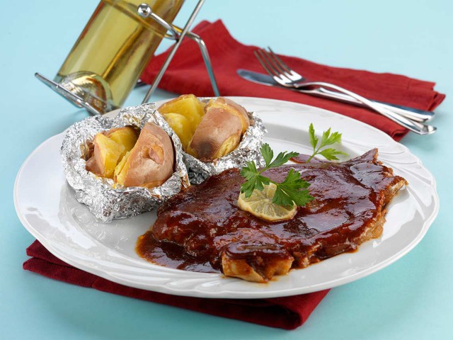 Carp fillet in barbecue sauce