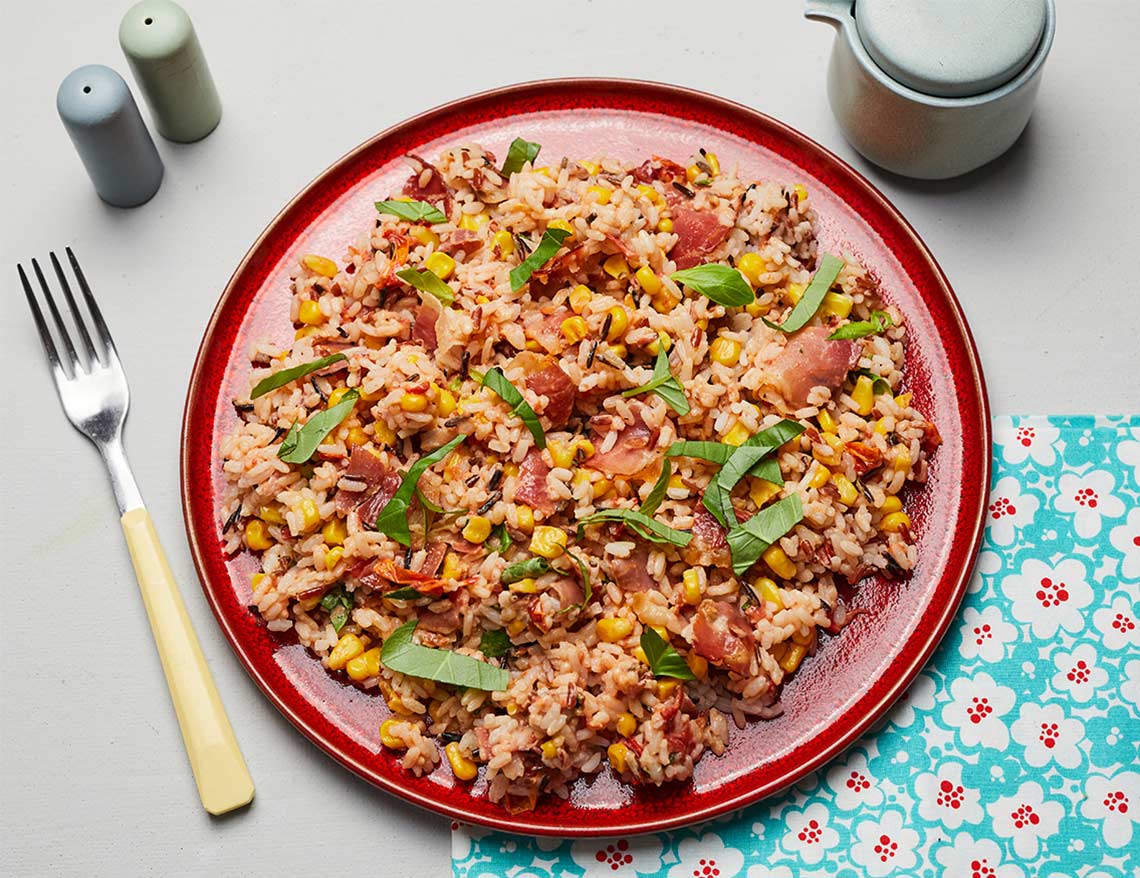 Sült koktélparadicsomos-kukoricás vadrizssaláta